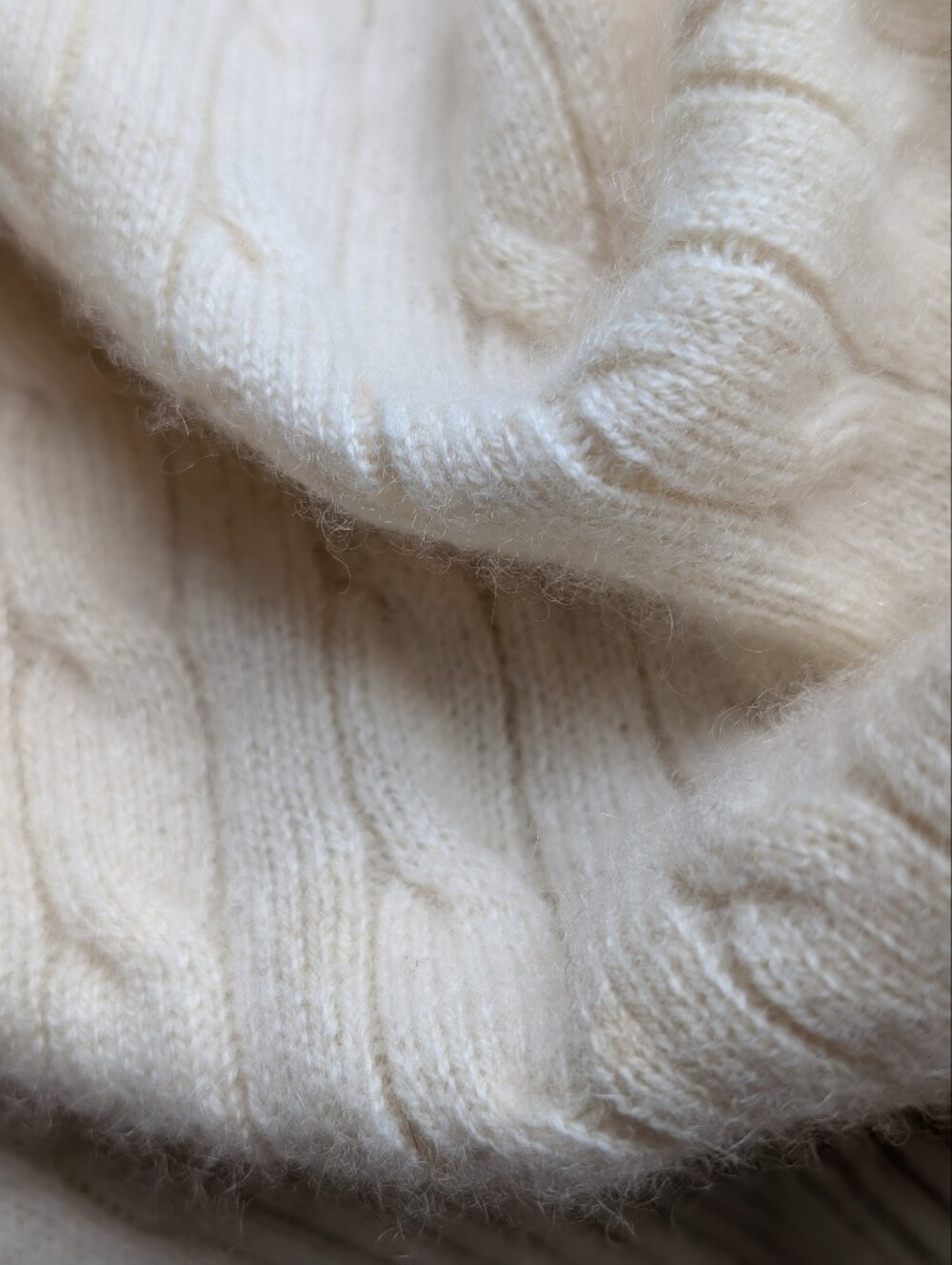 100% Cashmere Cable Knit V-Neck Sweater Size S Ivory Charter Club - Picture 5 of 11